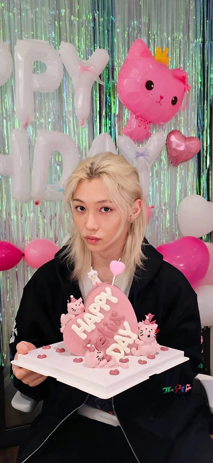 Felix Yoongbok Lee  thumbnail