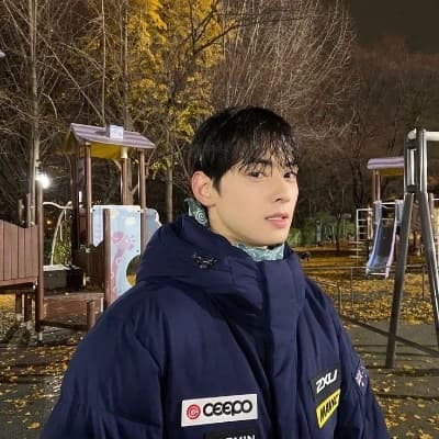 Cha Eunwoo thumbnail