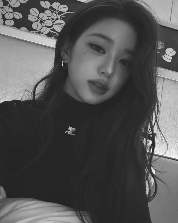 Wonyoung  thumbnail