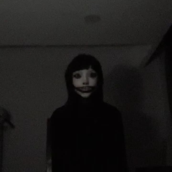 terrible older sister thumbnail