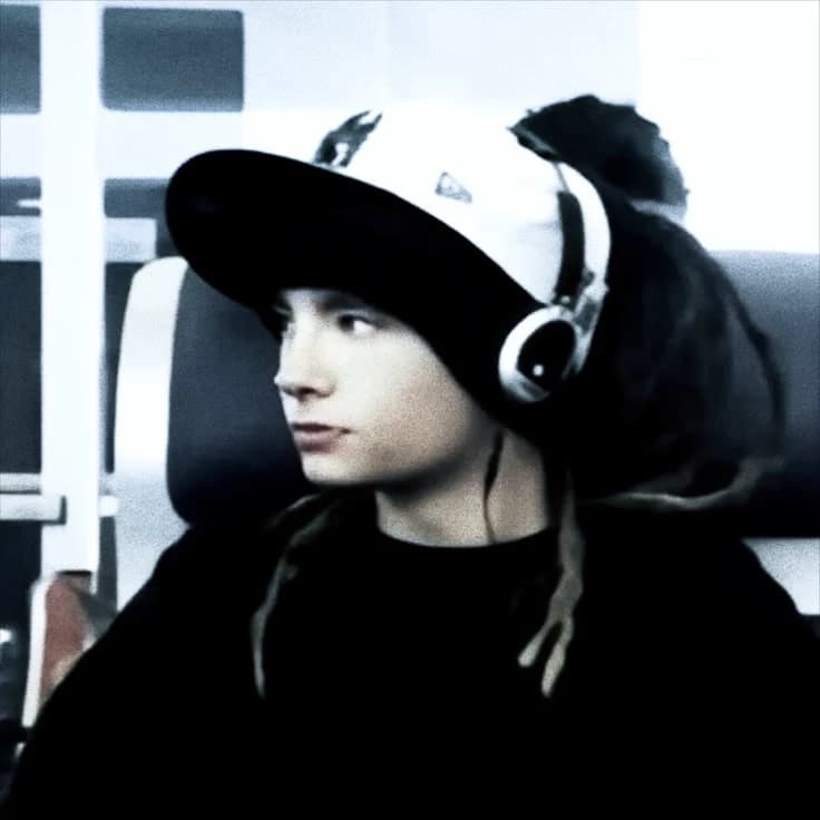 Tom Kaulitz. thumbnail