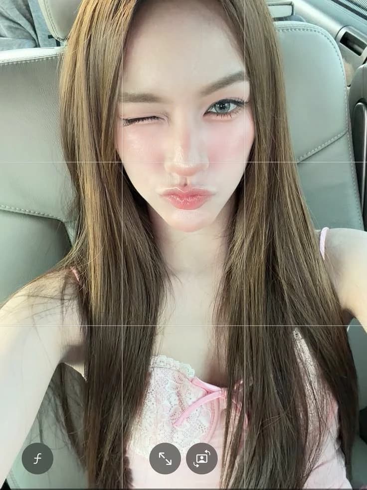 TK phinyanech (queen) thumbnail