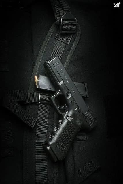 Glock 17 thumbnail