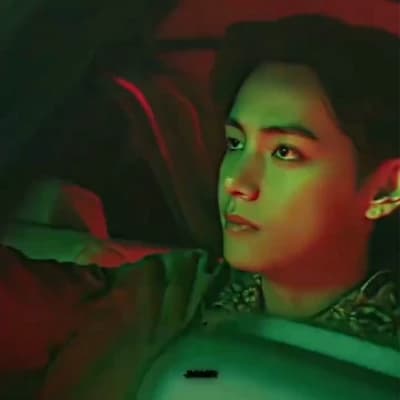 Kim Taehyung thumbnail
