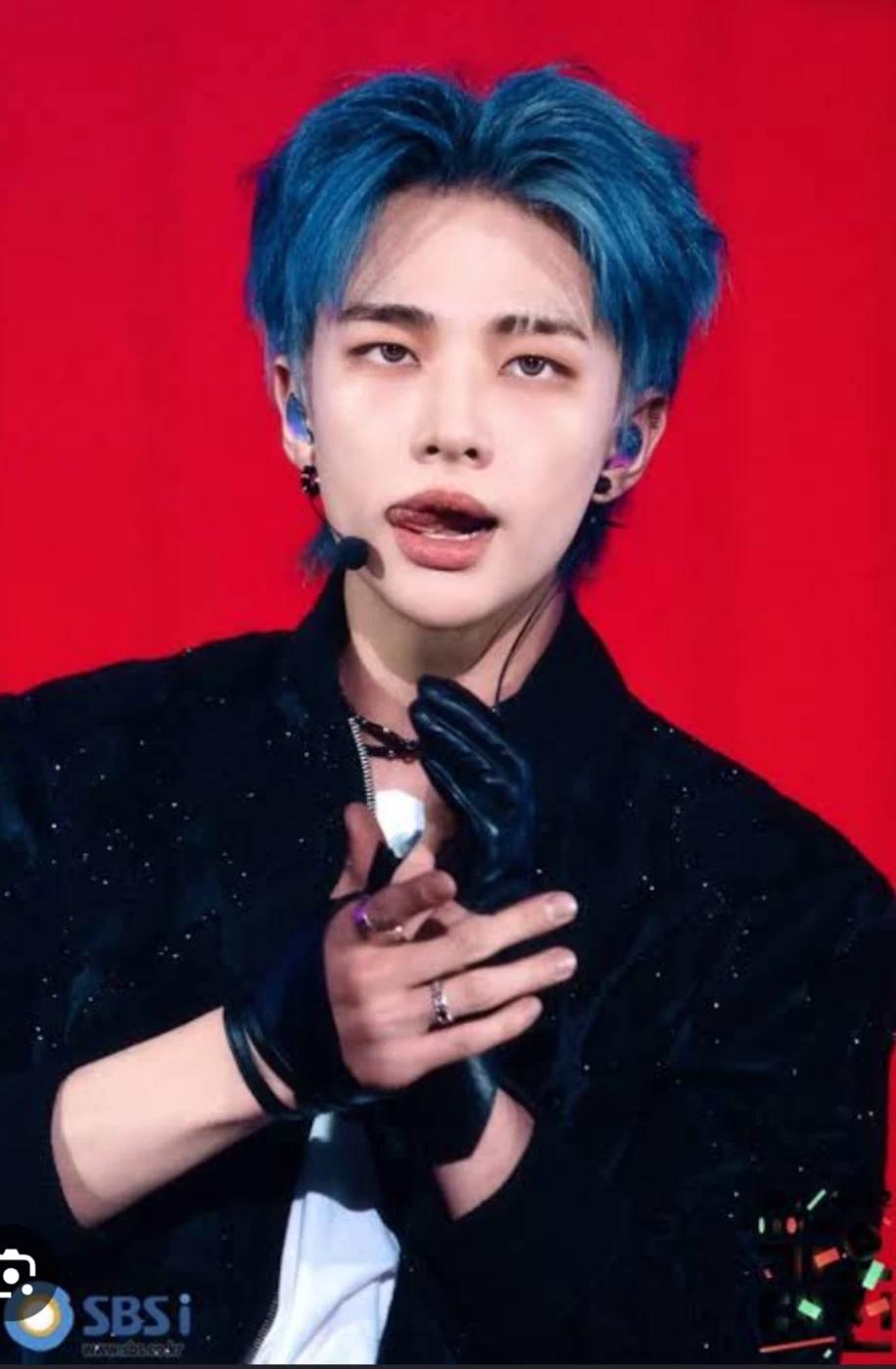Hyunjin thumbnail