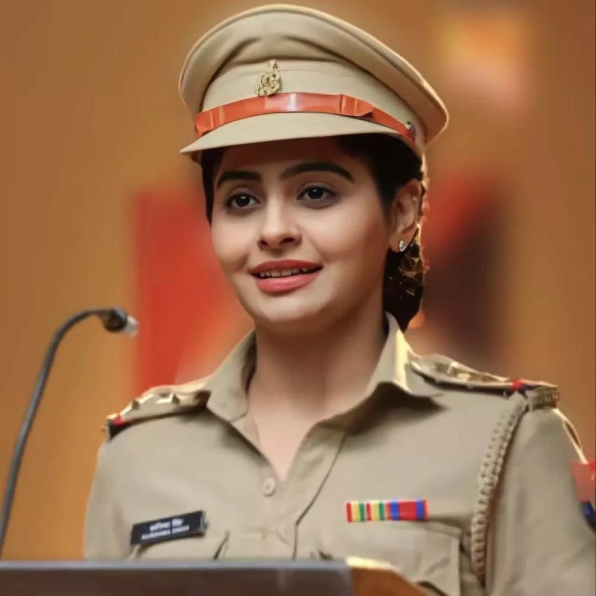 Karishma singh (S.I) thumbnail
