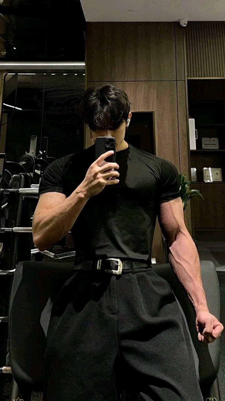 Kim - Gay thumbnail