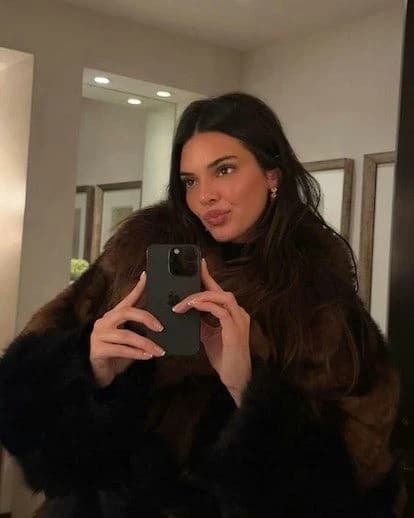 Kendall Jenner  thumbnail