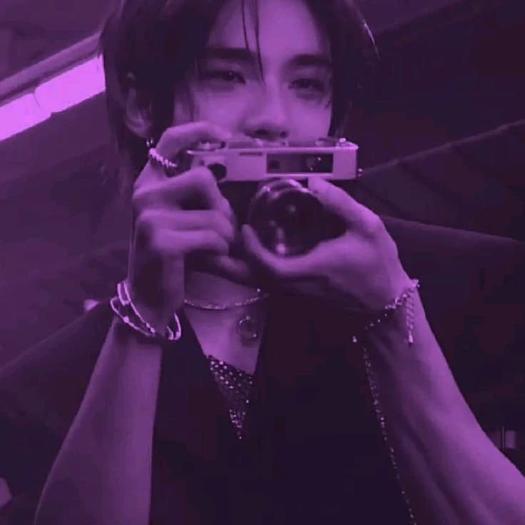 Hyunjin  thumbnail