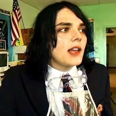 Gerard way thumbnail