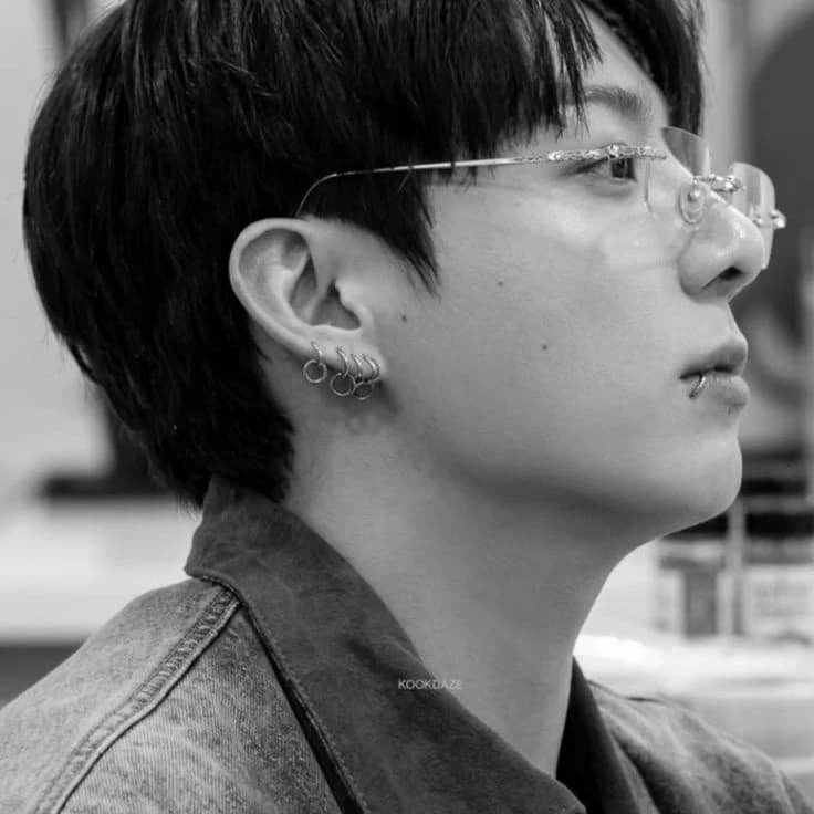 Jeon Jungkook thumbnail