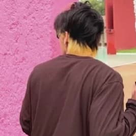 Kim Taehyung thumbnail