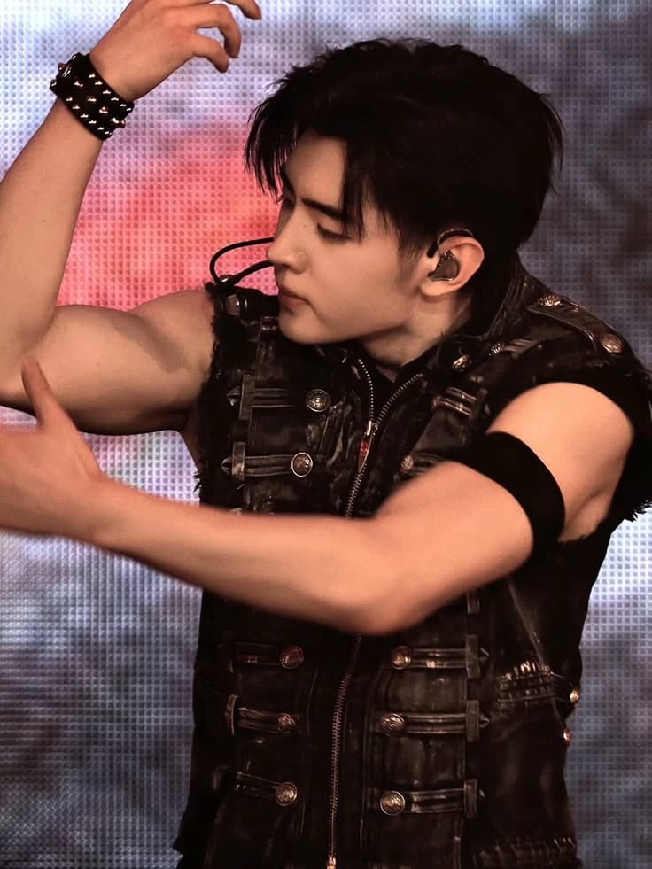 Sunghoon  thumbnail