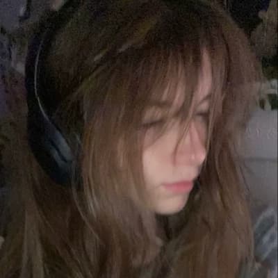 Cloe thumbnail
