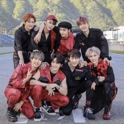 STRAYKIDS thumbnail