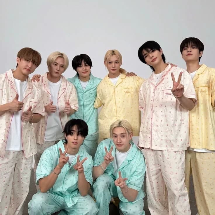 STRAYKIDS thumbnail