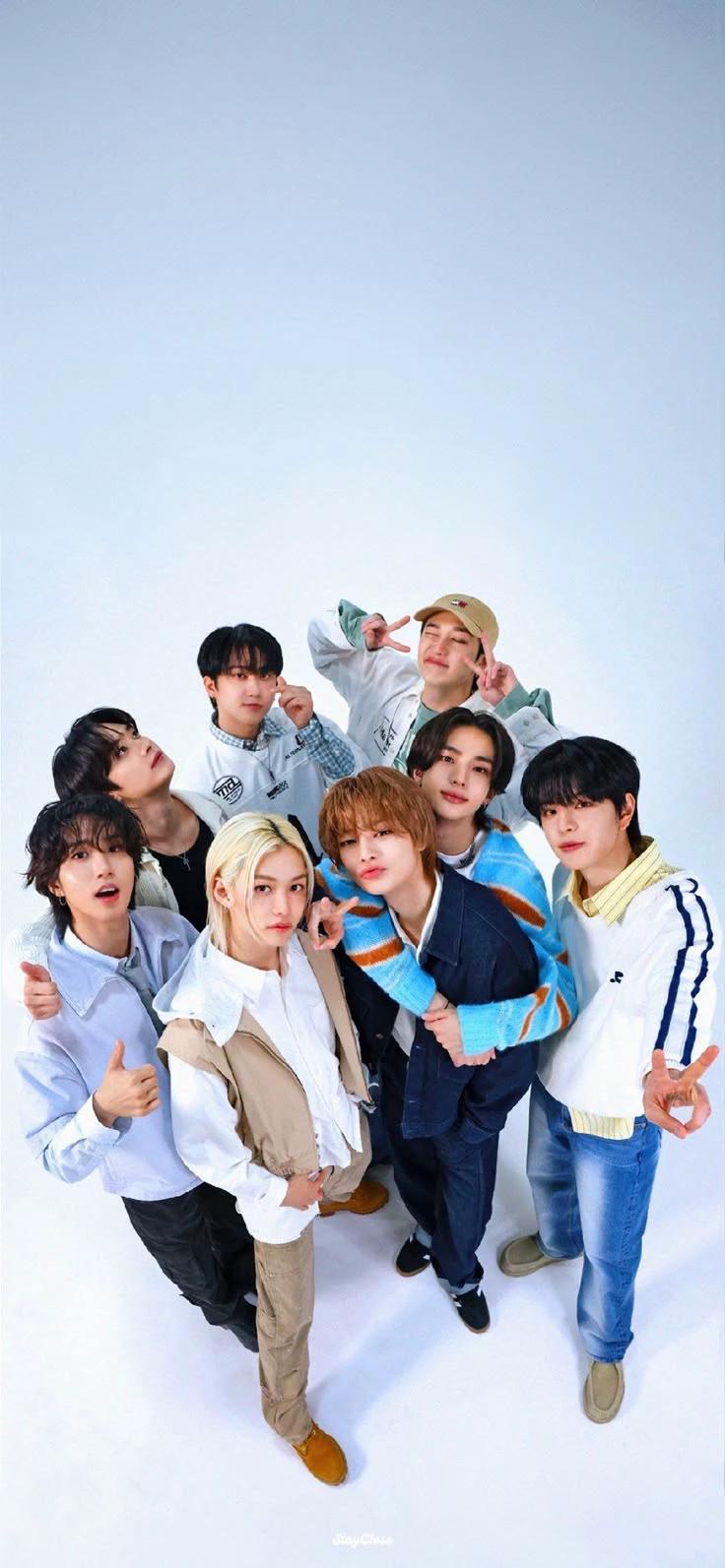 STRAYKIDS thumbnail