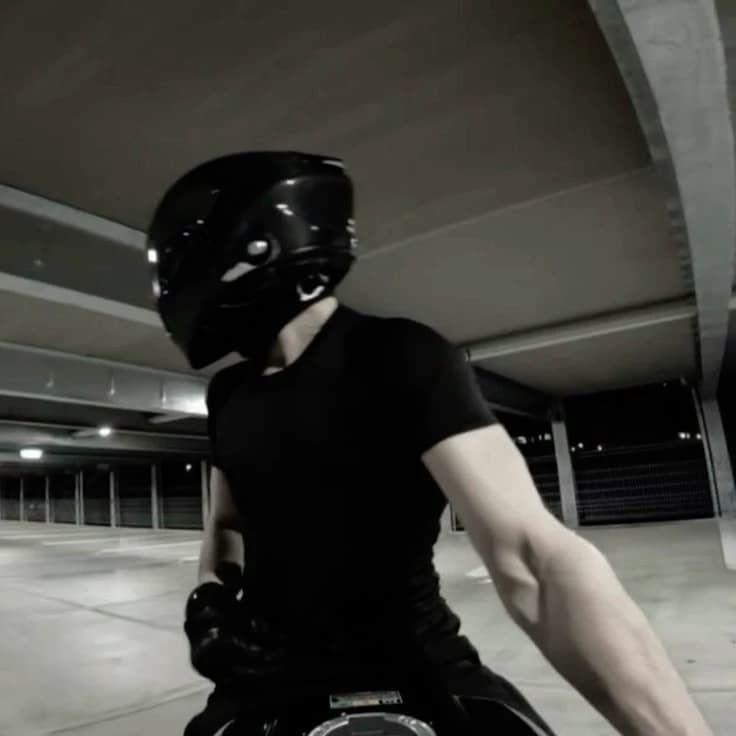 Damon  thumbnail