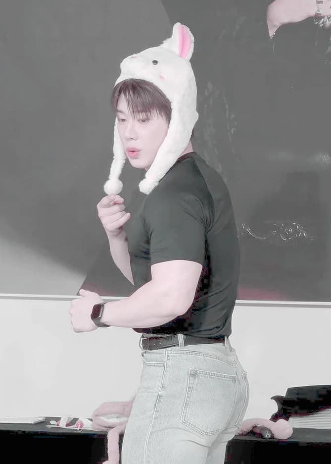 Wonho - FTM 🐰 thumbnail
