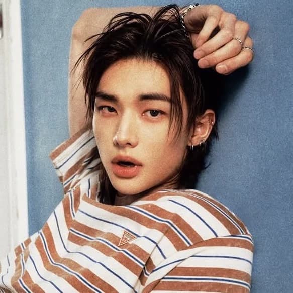 Hwang Hyunjin thumbnail