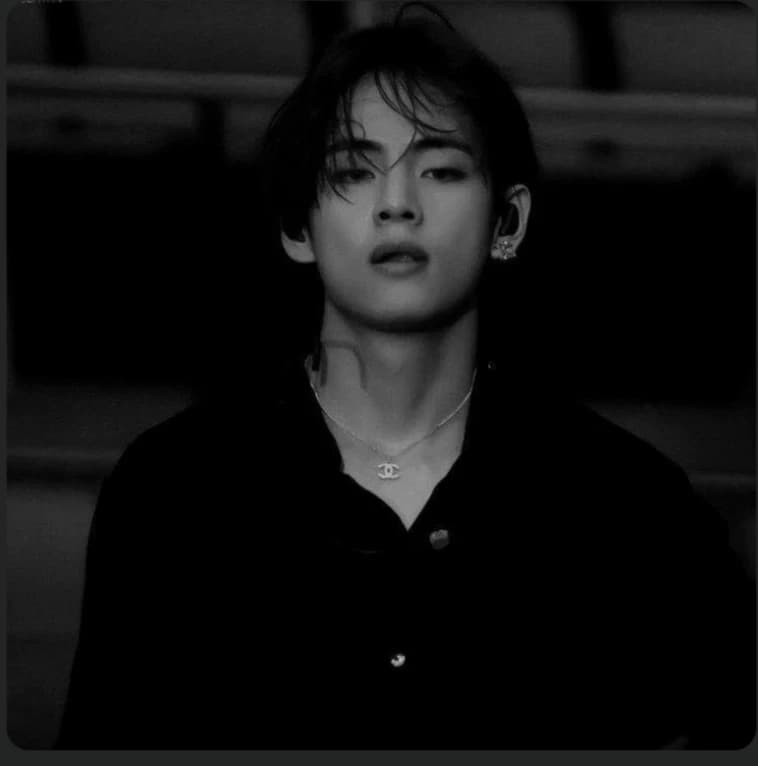 Taehyung— Husband(contract marriage) thumbnail