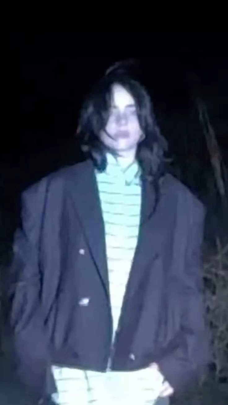 BILLIE EILISH. thumbnail