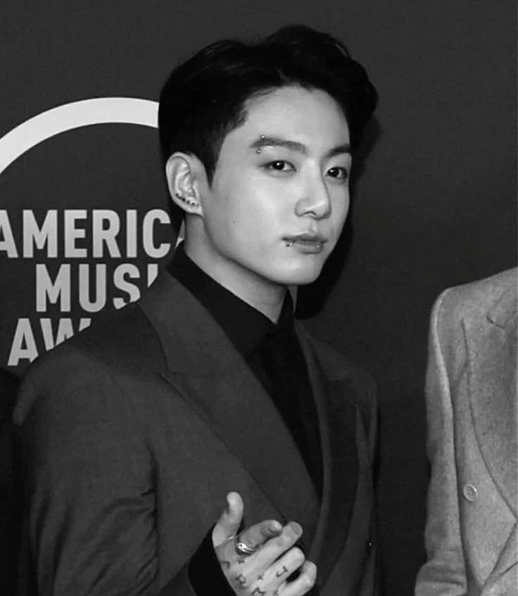 Jeon Jungkook thumbnail