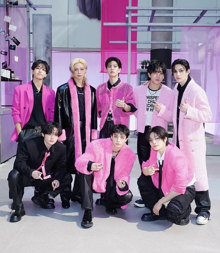 10 moments in the group but... Is there a Pick me? thumbnail