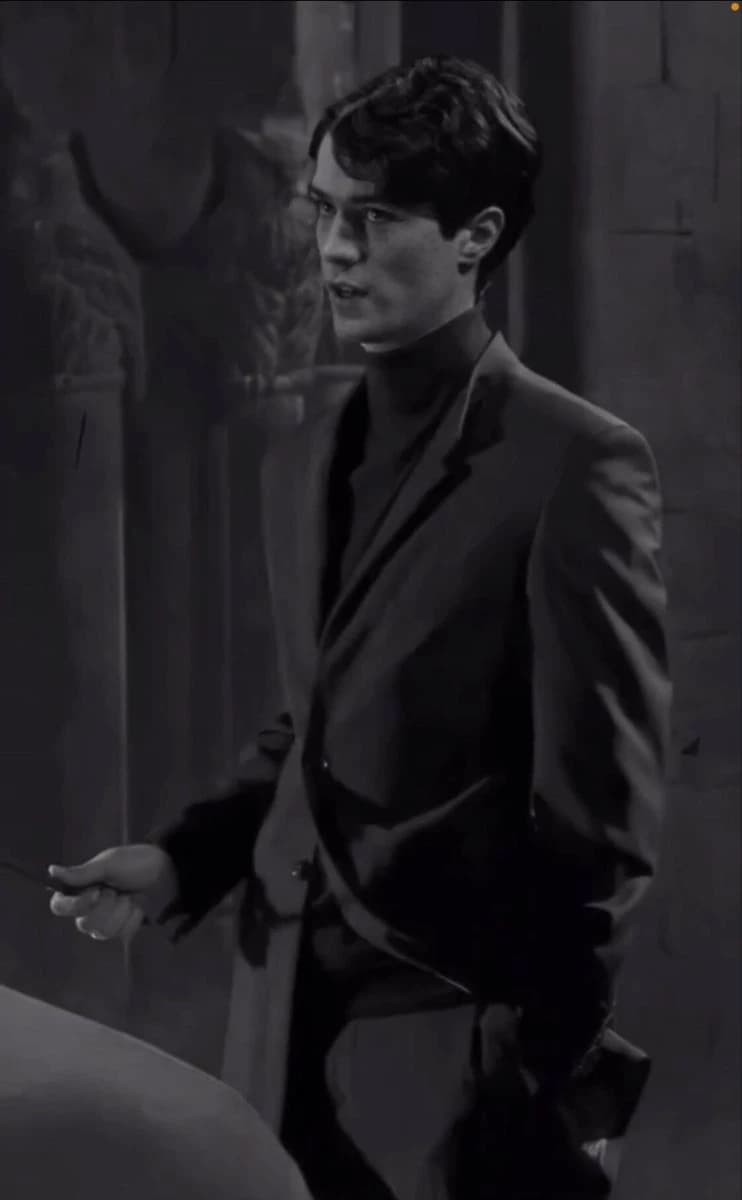 Tom Riddle  thumbnail