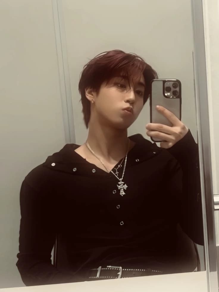 ' Han Jisung thumbnail