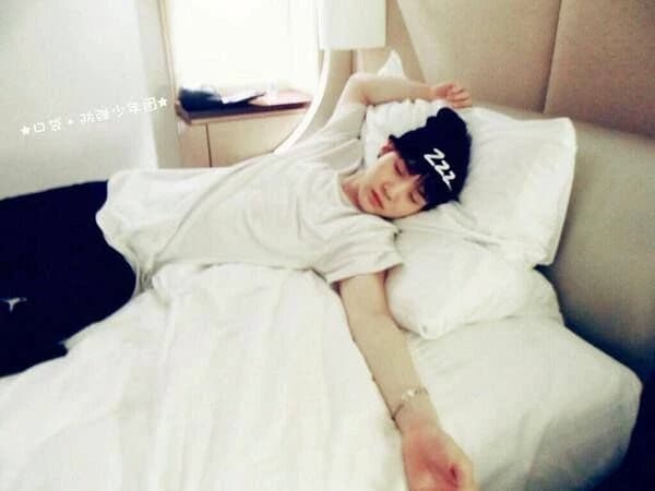 Yoongi M thumbnail