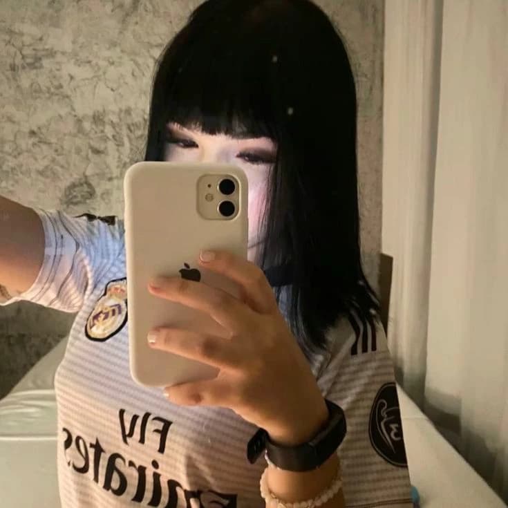 sarah thumbnail