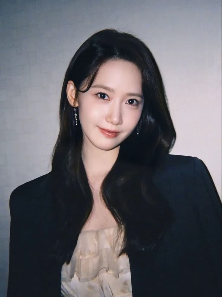 Im Yoon-ah thumbnail