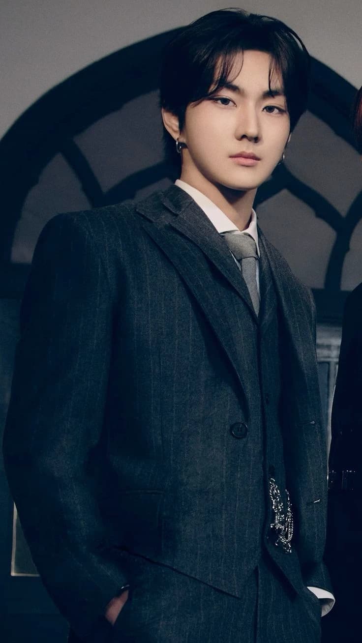Yang Jungwon thumbnail
