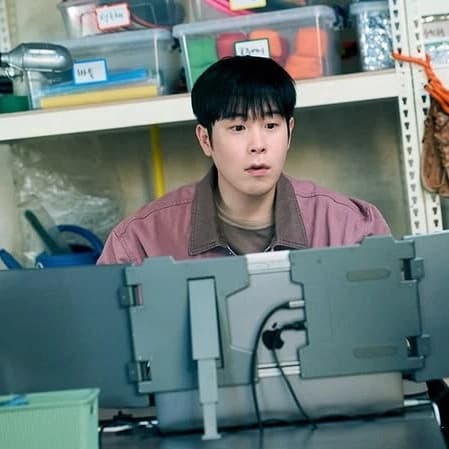 Bong Geun-Dae thumbnail