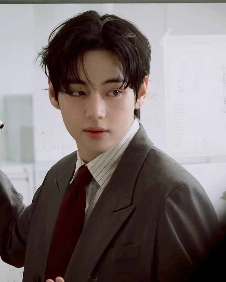 Kim taehyung thumbnail