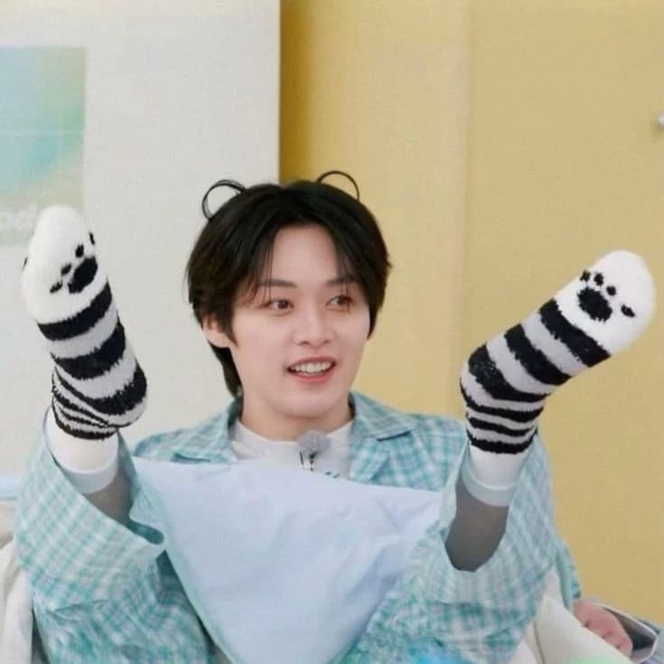 Lee Min-ho (Lee Know) thumbnail