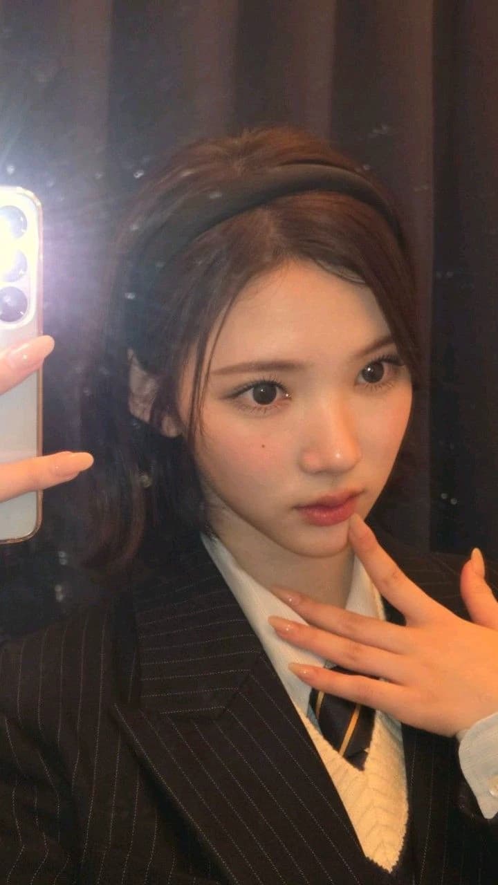 Choi Jiwoo (The Ice President) thumbnail