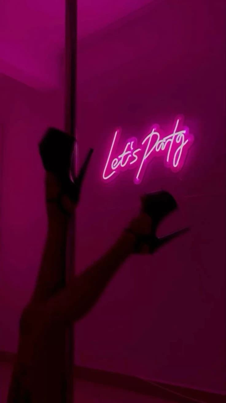 Cleo - A Stripper interested in you  thumbnail