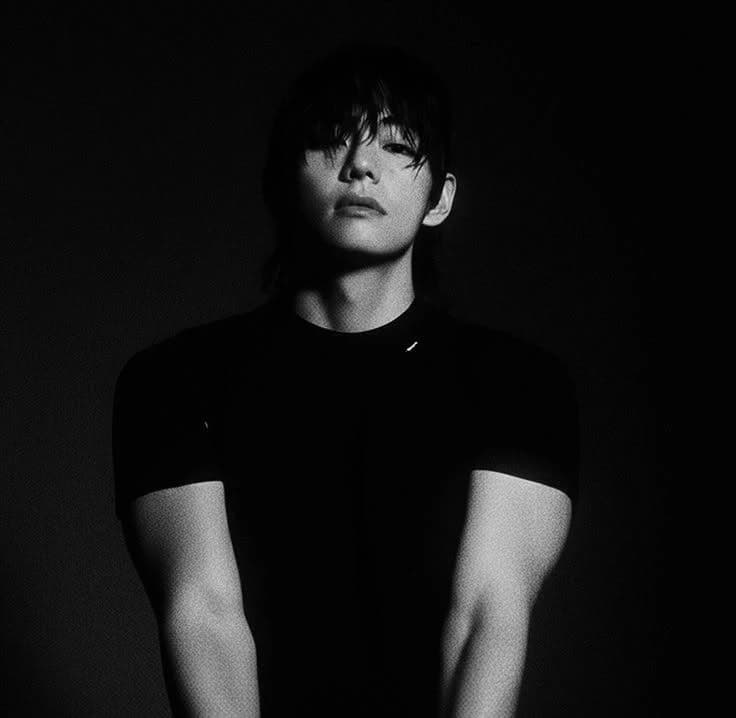 Kim Taehyung. thumbnail