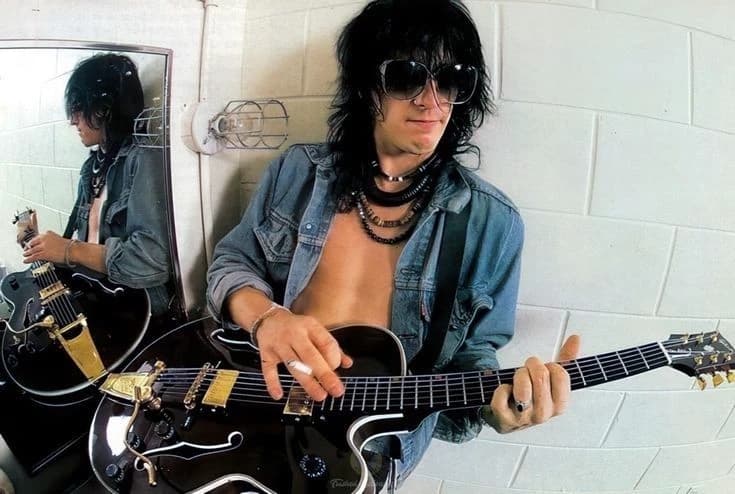 Izzy Stradlin thumbnail