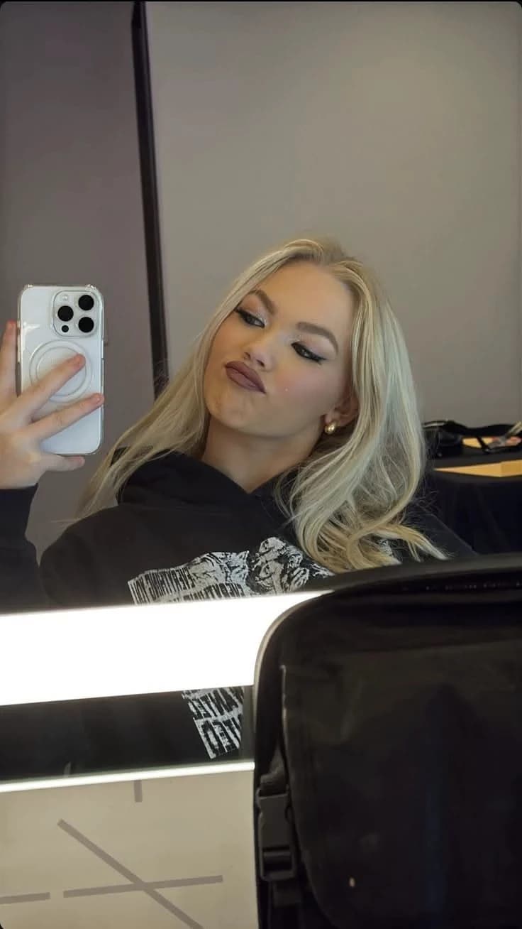 Freya skye (wlw) thumbnail
