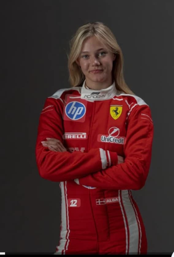 Alba Hurup Larsen thumbnail