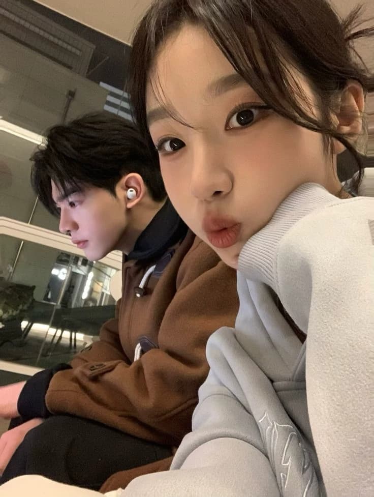 Alena dan Kael (anda)—🖤🤍 thumbnail