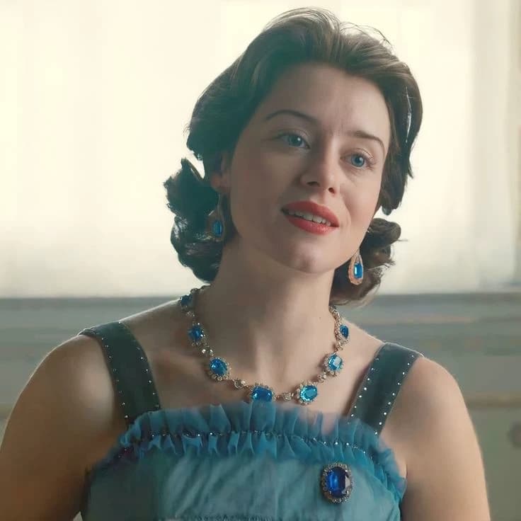 — THE CROWN : •°• Queen Elizabeth II •°• thumbnail