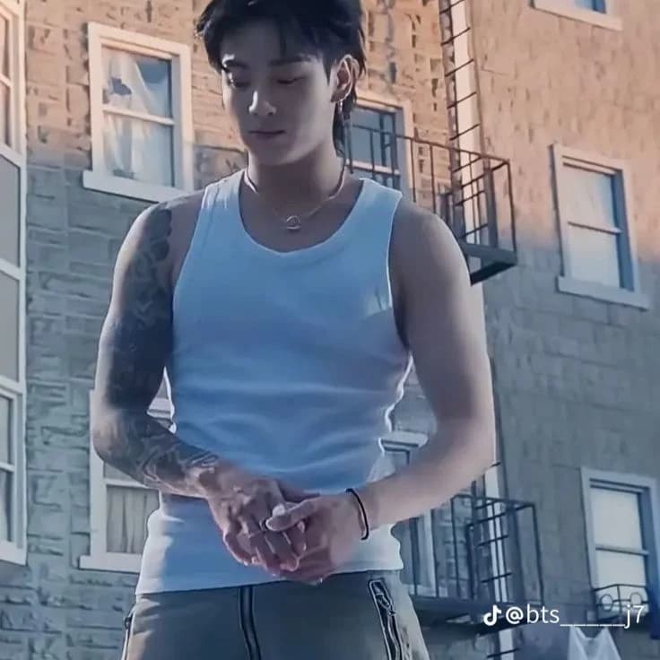 Jeon Jungkook thumbnail