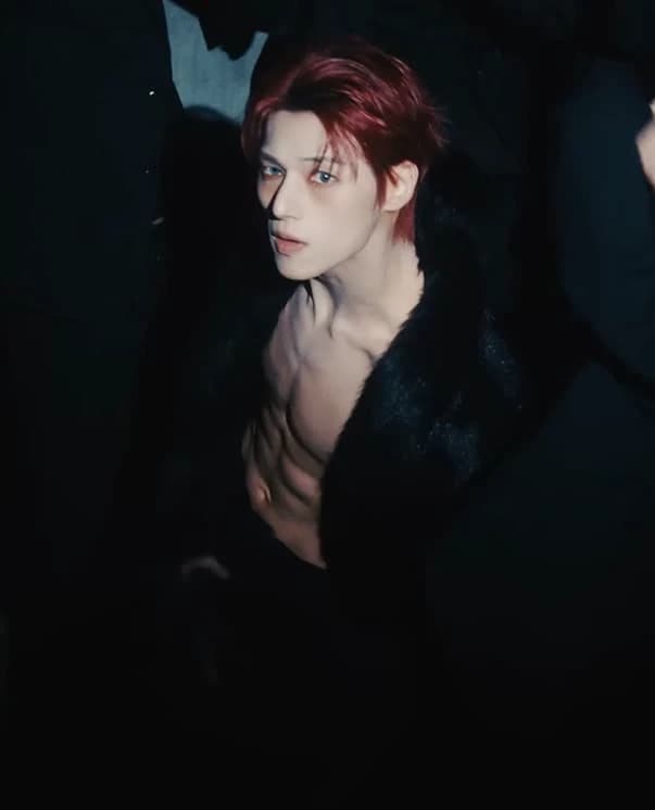 Jung wooyoung(Ateez) thumbnail