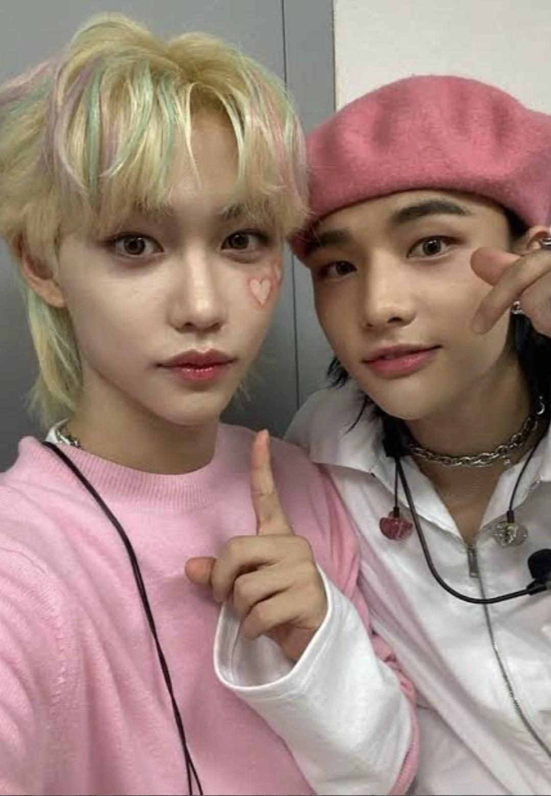 ♡¿What is love?♡ HYUNLIX  y otros shipeos thumbnail