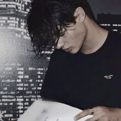 CALEB  -tatoo artist- thumbnail