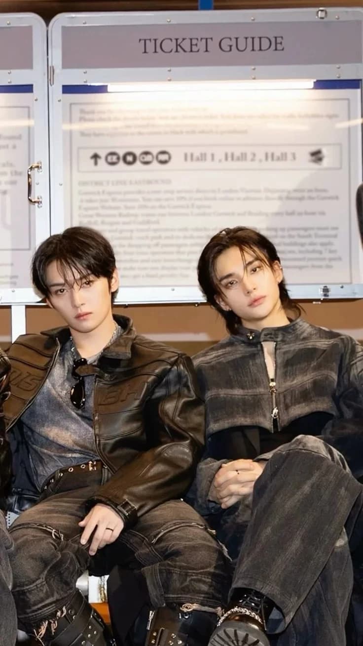 Lee Minho, Hwang Hyunjin. thumbnail